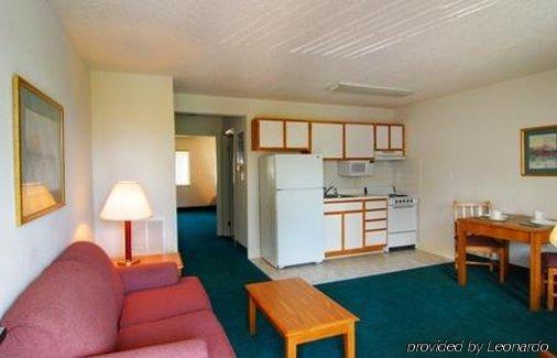 Affordable Suites Gastonia Interior photo