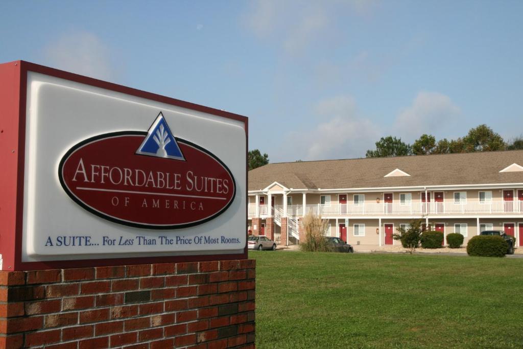 Affordable Suites Gastonia Exterior photo